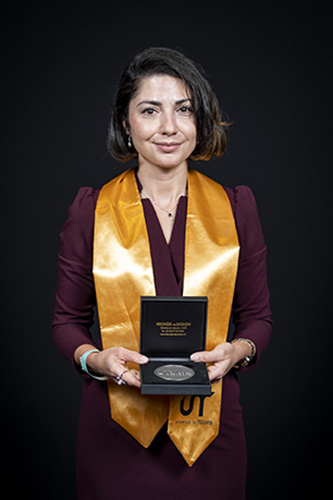 Farinaz Falaki